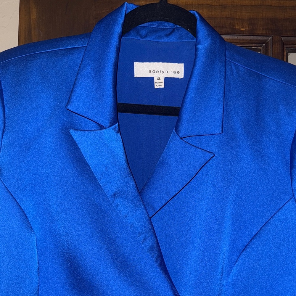 Adelyn Rae Vibrant Cobalt Blue Double-Breasted Blazer Dress. - Picture 2 of 6